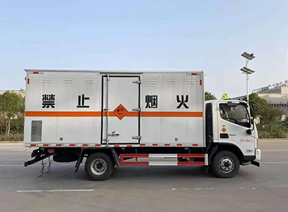 瀍河回族爆破器材运输车
